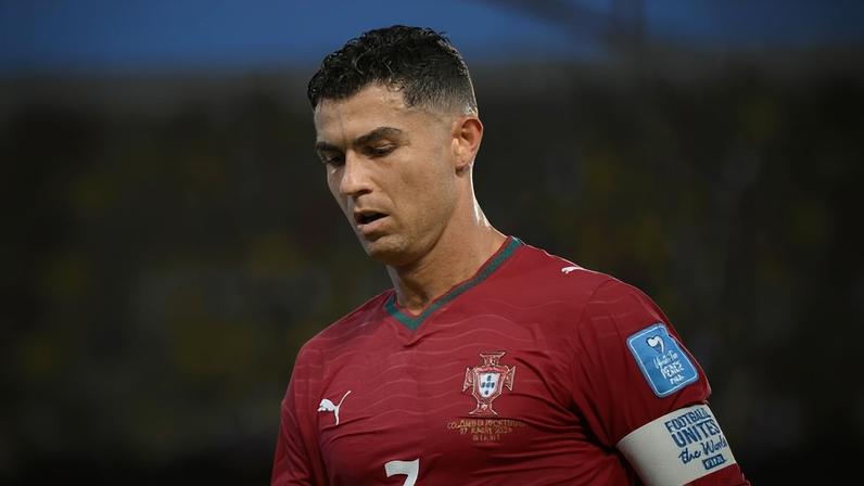 Cristiano Ronaldo em ação durante Colômbia x Portugal, jogo da Copa do Mundo