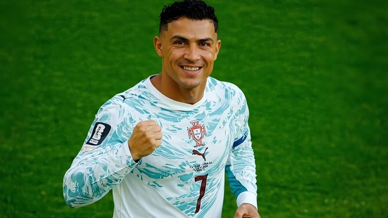 Cristiano Ronaldo festeja gol de Portugal sobre a Croácia em jogo da Copa do Mundo