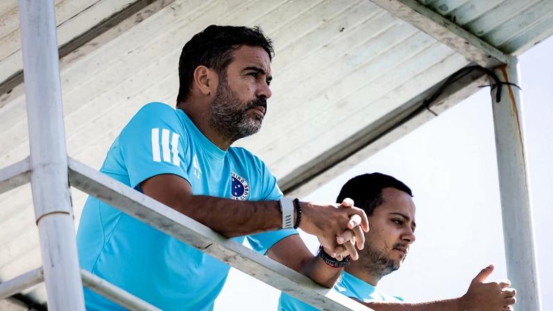 Técnico Artur Jorge fará primeiro amistoso com a equipe do Cruzeiro