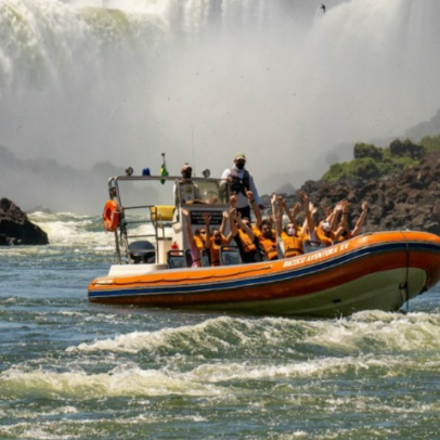 Turista holandês morre após barco virar em passeio nas Cataratas do Iguaçu