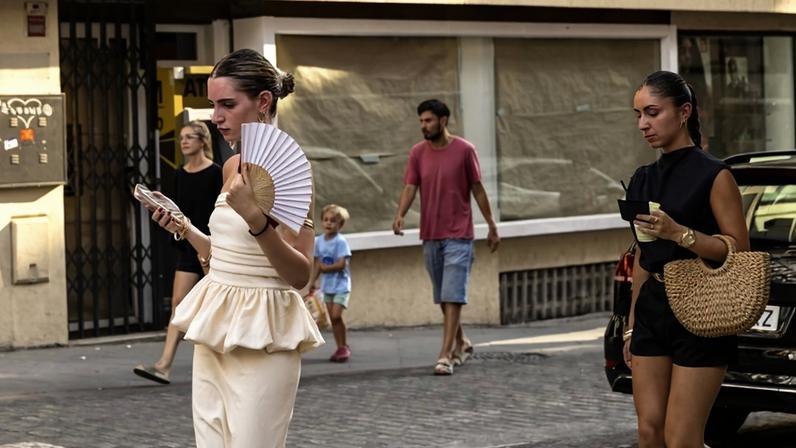 Crise climática afeta tendências fashion de verão nos EUA e na Europa