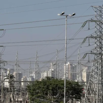 Conta de luz: Aneel mantém bandeira amarela em agosto