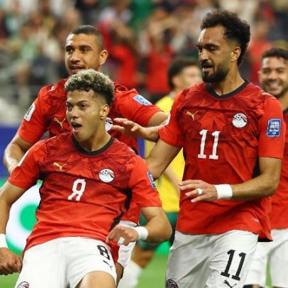 Egito vence Austrália nos pênaltis e avança com drama e gol contra