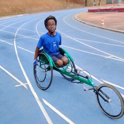 Criança de BH supera diagnóstico e conquista medalhas no atletismo paralímpico