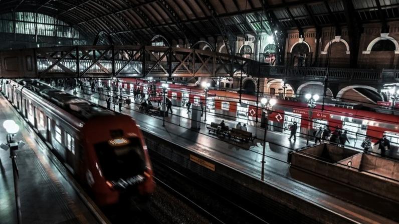 Wi-Fi gratuito entra em fase de testes em trem de SP