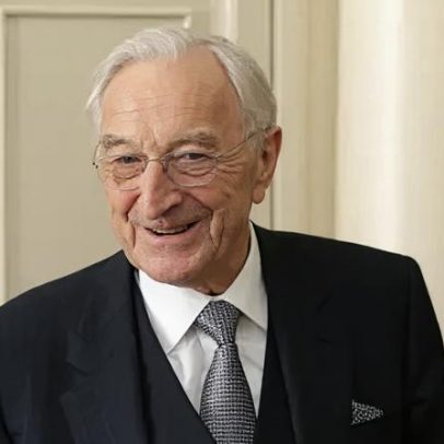 Empresário e filantropo Martin Naughton morreu
