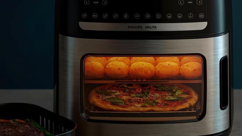 Veja se é possível fazer bolo e outras receitas na air fryer — Foto: Reprodução/Philips