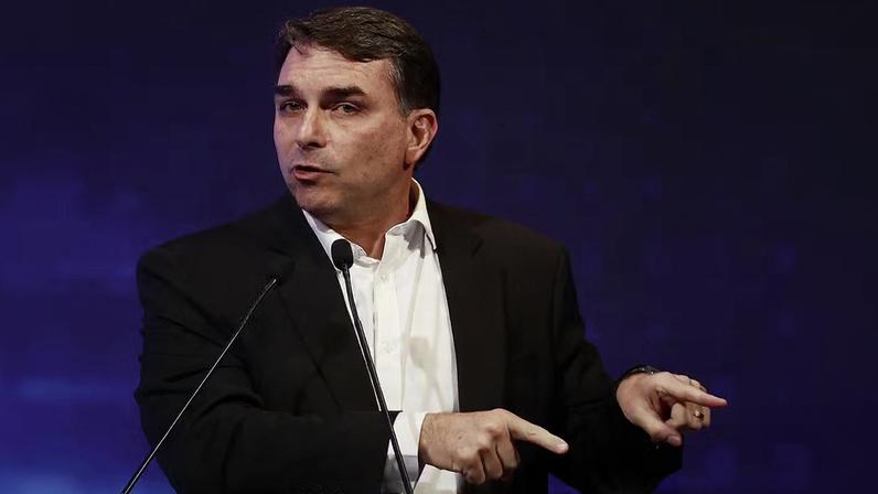 Flávio viaja aos EUA para tentar adiar tarifas