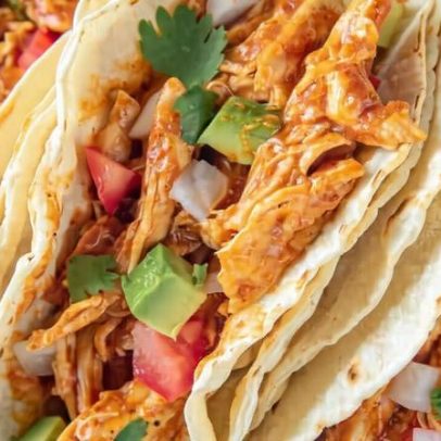 Frango desfiado: 8 receitas saudáveis e fáceis para fazer em casa