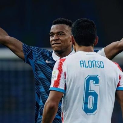 Mbappé reage a provocações paraguaias durante partida