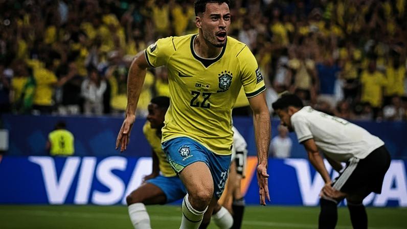 Gabriel Martinelli na vitória do Brasil sobre o Japão na Copa do Mundo
