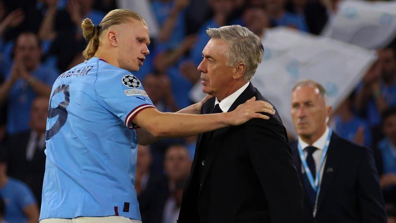 Haaland e Ancelotti se cumprimental em City x Real Madrid — Foto: Marc Atkins / Getty Images