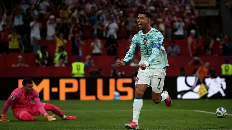 Cristiano Ronaldo marcou de pênalti contra a Croácia