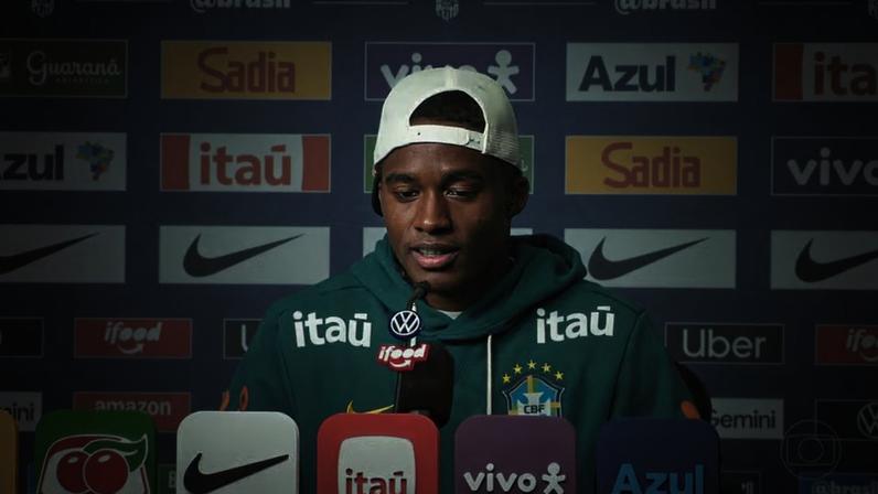 Endrick diz que não está ansioso com a possibilidade de começar como titular contra a Noruega e brinca: 'Vou dormir como um bebê' — Foto: Jornal Nacional/ Reprodução