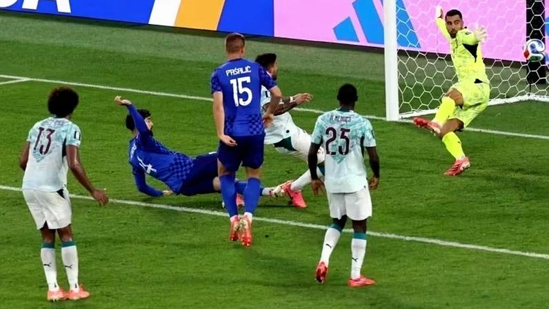 O gol anulado da Croácia que garantiu a classificação de Portugal às oitavas de final da Copa
