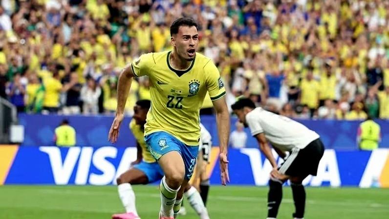 Gabriel Martinelli fez o gol da classificação do Brasil contra o Japão