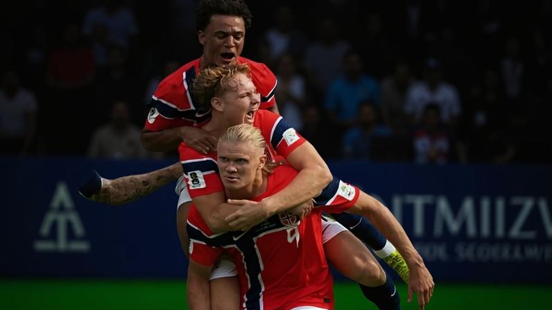 Haaland comemora gol da Noruega contra o Brasil