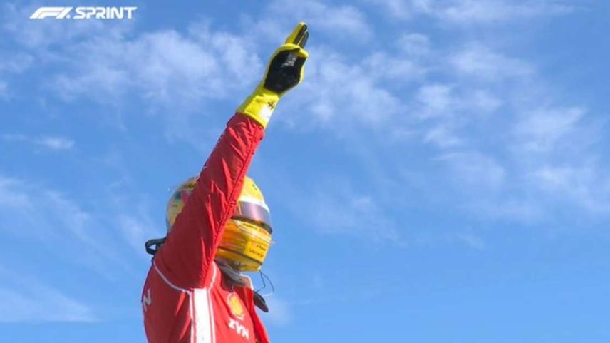 Lewis Hamilton celebra momento emocionante em Silverstone