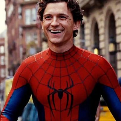 Insider aponta possível nudez de Tom Holland em Homem-Aranha: Um Novo Dia