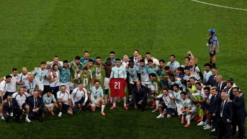 Após classificação, jogadores de Portugal homenageiam Diogo Jota