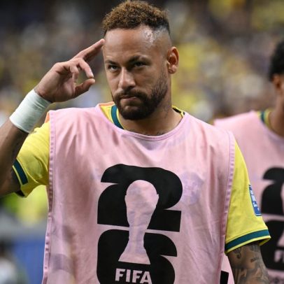 Neymar admite não conseguir acompanhar a intensidade da Copa