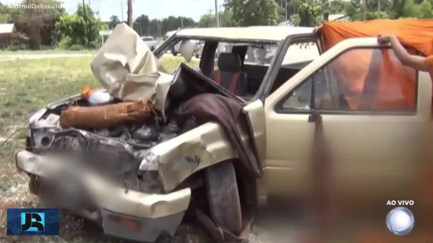 Menino de 11 anos atropela e mata nove monges com caminhonete na Tailândia