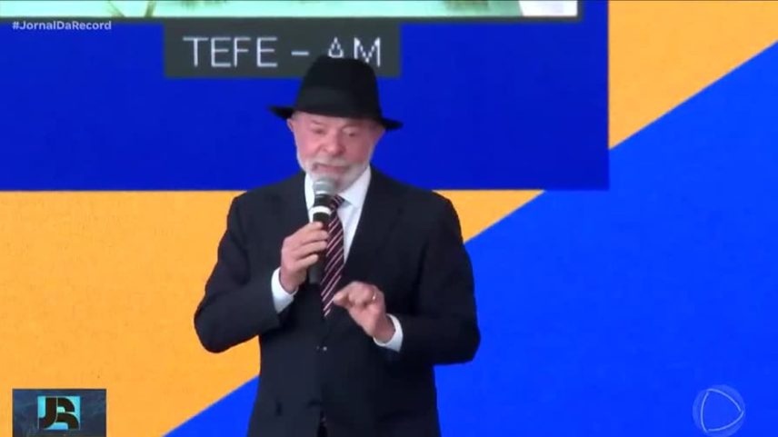 Lula realiza evento no Palácio do Planalto no último dia permitido pela lei eleitoral