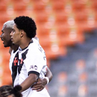 Spinelli salva no fim, e Vasco empata com o Independiente Medellín