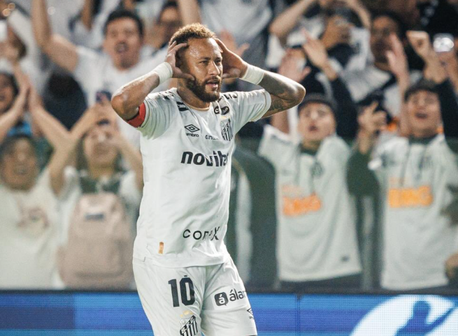 Neymar salva no fim, e Santos arranca empate com a Chapecoense