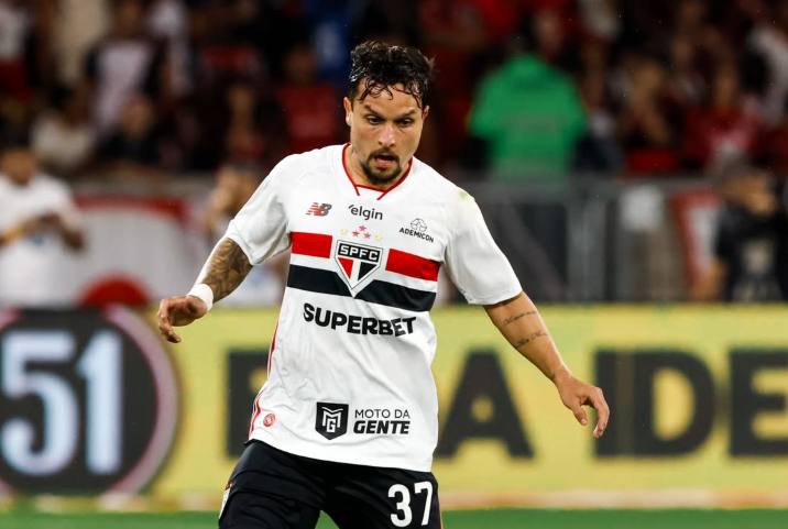 Gol de Lino é anulado no fim e Flamengo tropeça no Maracanã