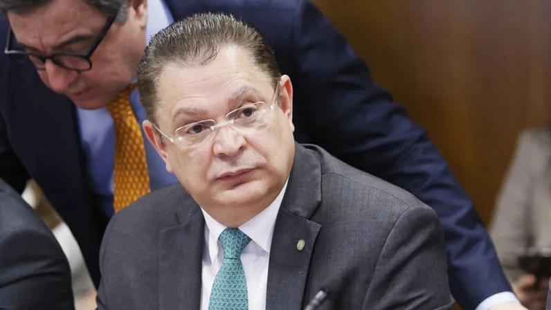 PF deflagra operação contra ligados ao líder do PL; Sóstenes não é alvo