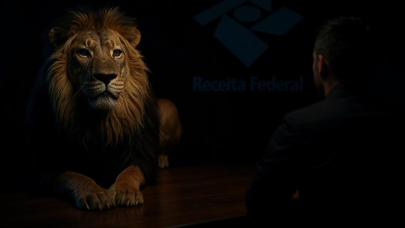 Brasília 17/03/2023 - Fotos para ilustrar matéria sobre imposto de renda, o prazo de entrega da declaração mudou. Começou às 9h desta quarta-feira (15) e vai até as 23h59min59s de 31 de maio. A mudança, segunda a Receita, foi necessária para que todos os contribuintes tenham acesso à declaração pré-preenchida, que é enviada duas semanas após a entrega dos informes de rendimentos pelos empregadores, pelos planos de saúde e pelas instituições financeiras. Foto: Joédson Alves/ Agência Brasil