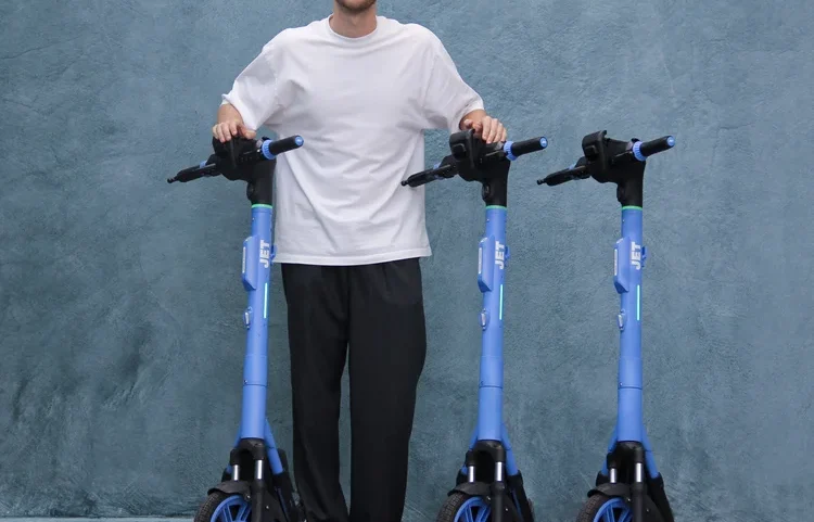 Ilia Timakhovskiy, CEO da JET: "Queremos nos tornar a empresa de patinetes mais lucrativa do mundo" (JET/Divulgação)