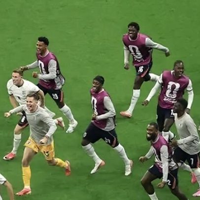 Meia da Inglaterra sofre lesão grave em comemoração na Copa do Mundo