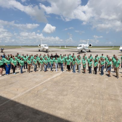 Estudantes da NASA veem ciência atmosférica em voo sobre Ellington Field