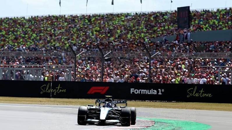 Kimi Antonelli, da Mercedes, no sprint de Silverstone