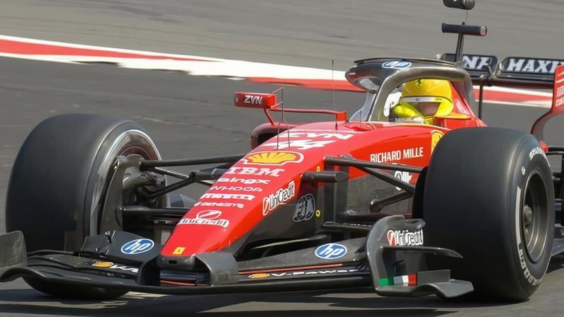 Lewis Hamilton, da Ferrari, no treino livre em Silverstone