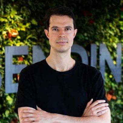 Empreendedor transforma empresa em império de R$130 bi ao comprar marcas esquecidas