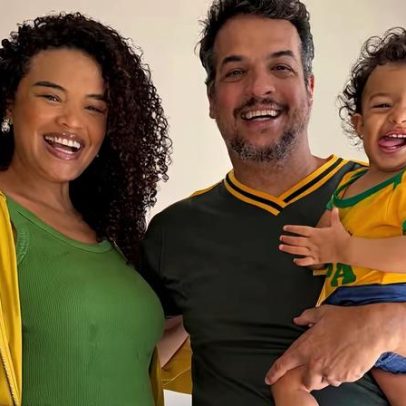 Lucy Ramos mostra barrigão em foto de família