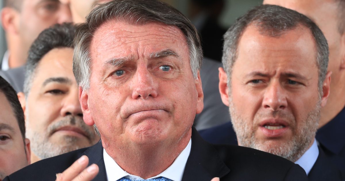 Bolsonaro recorre contra proibição de visitas na prisão domiciliar