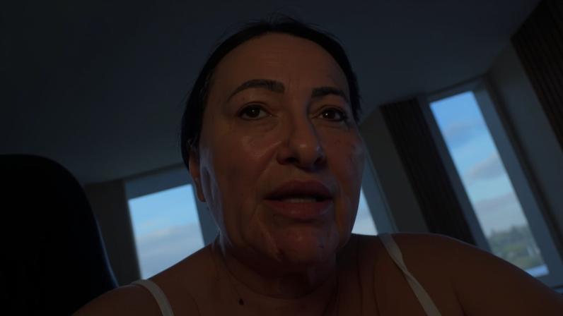 Mãe de Deolane Bezerra detona e acusa delegada de receber propina