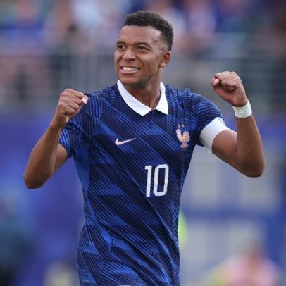 Mbappé lidera a artilharia da Copa do Mundo à frente de Messi