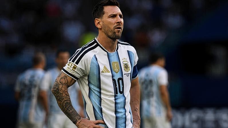 Messi durante partida entre Argentina e Cabo Verde