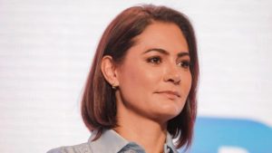 Michelle Bolsonaro (foto) deixou na 3ª feira (30.jun.2026) a presidência do PL Mulher