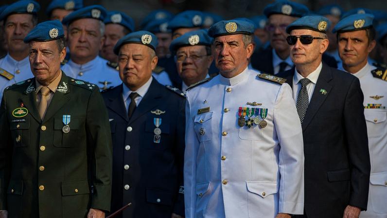 Após mudanças tímidas em 2019, cresce a pressão para que uma nova reforma enfrente o déficit do sistema de proteção social das Forças Armadas (Foto: Joédson Alves/Agência Brasil)