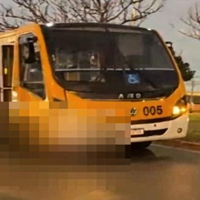 Mulher morre atropelada por micro-ônibus ao atravessar balão na DF-290