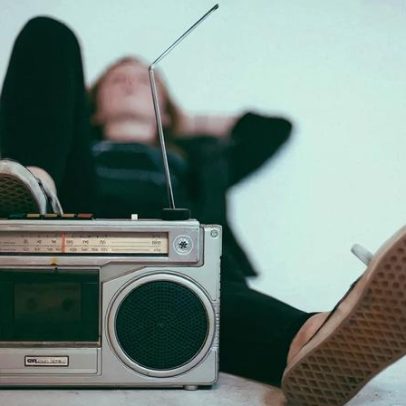 Mascar chiclete pode ajudar a tirar música grudenta da cabeça
