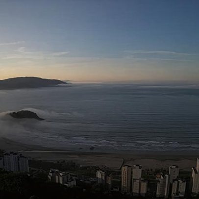 Nevoeiro fecha Porto de Santos e afeta navios no litoral paulista