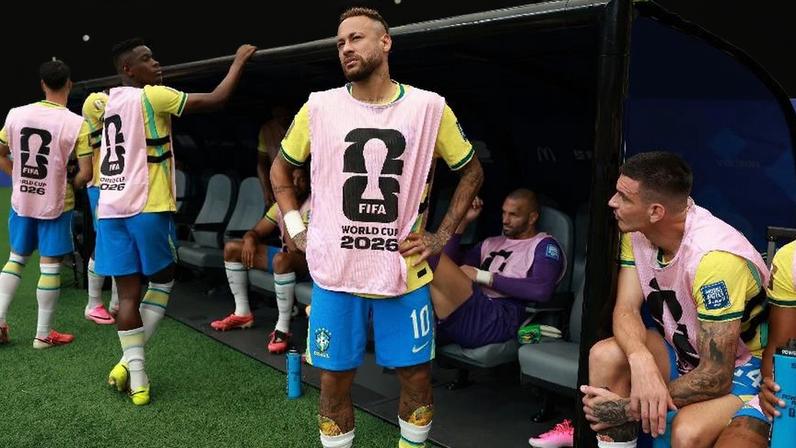 Neymar, da seleção brasileira, em jogo contra o Japão