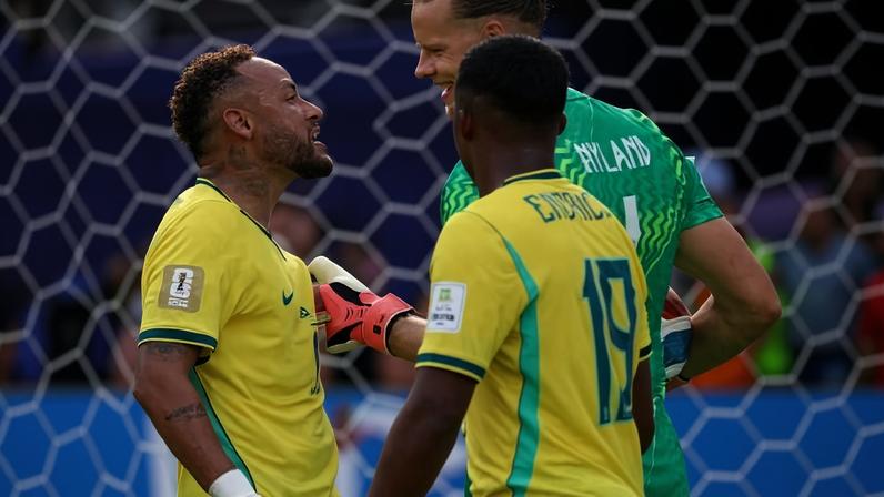 Neymar discute com goleiro da Noruega durante eliminação do Brasil na Copa 2026